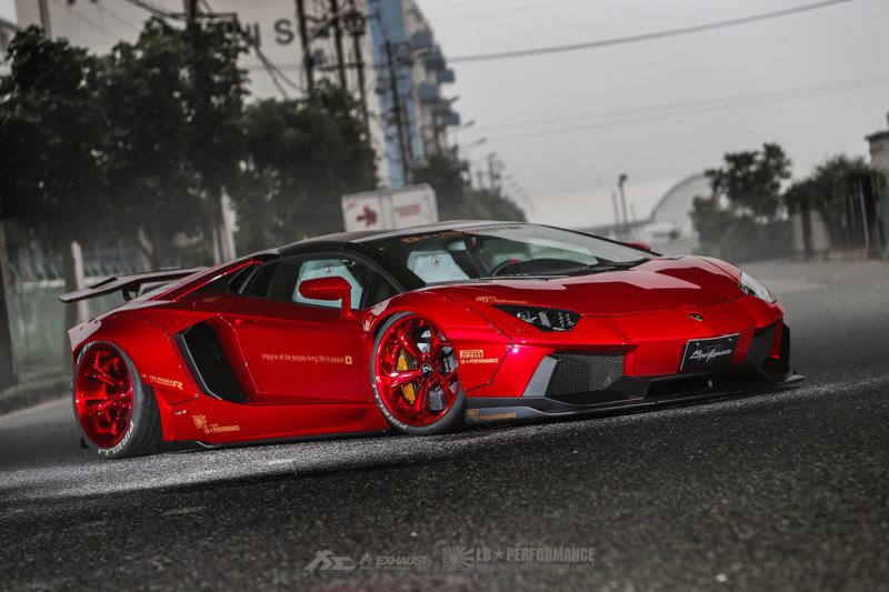 1-bloody-red-liberty-walk-lamborghini-aventador-roadster-front-side-view