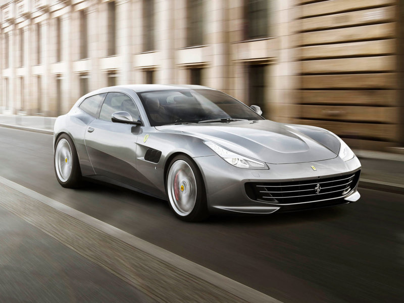 2 2017 ferrari gtc4lusso t front side view in motion 800x601