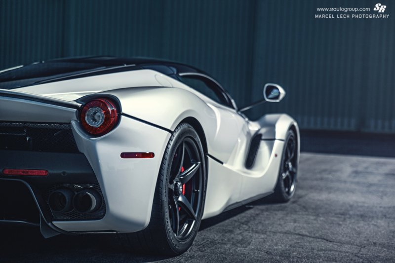 26-awesome-white-ferrari-laferrari-rear-side-angle