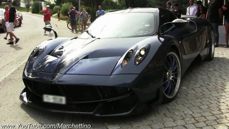 5-pagani-huayra-futura-one-off-edition-front-side-view
