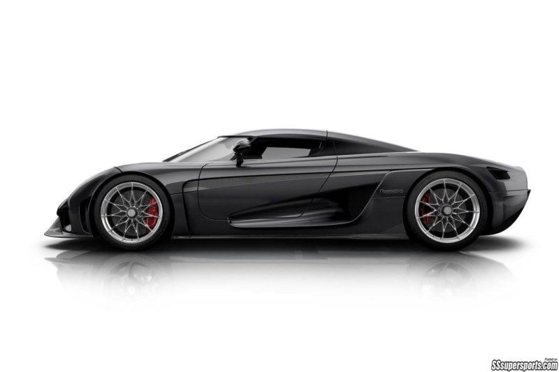 2-raven-black-koengisegg-regera-side-view