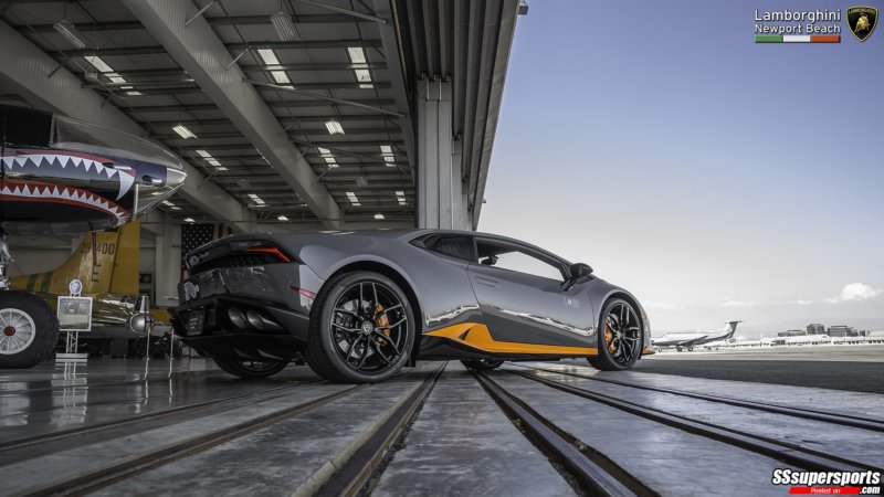 3-grigio-falco-2017-lamborghini-huracan-lp610-4-avio-rear-side-angle