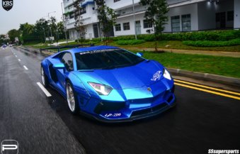 Gallery: Chrome Blue Liberty Walk Lamborghini Aventador category thumbnail