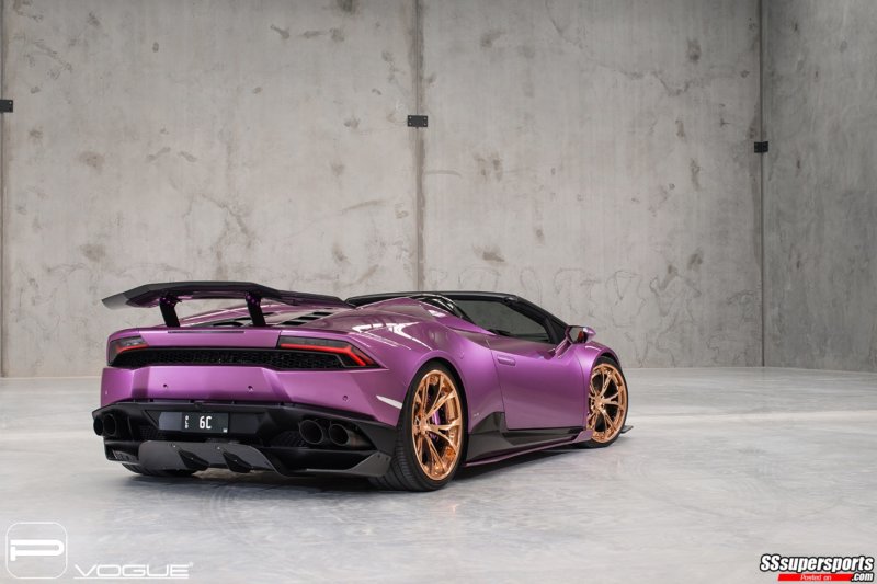 1-purple-lamborghini-huracan-spyder-gold-rose-pur-wheels-rear-side-view