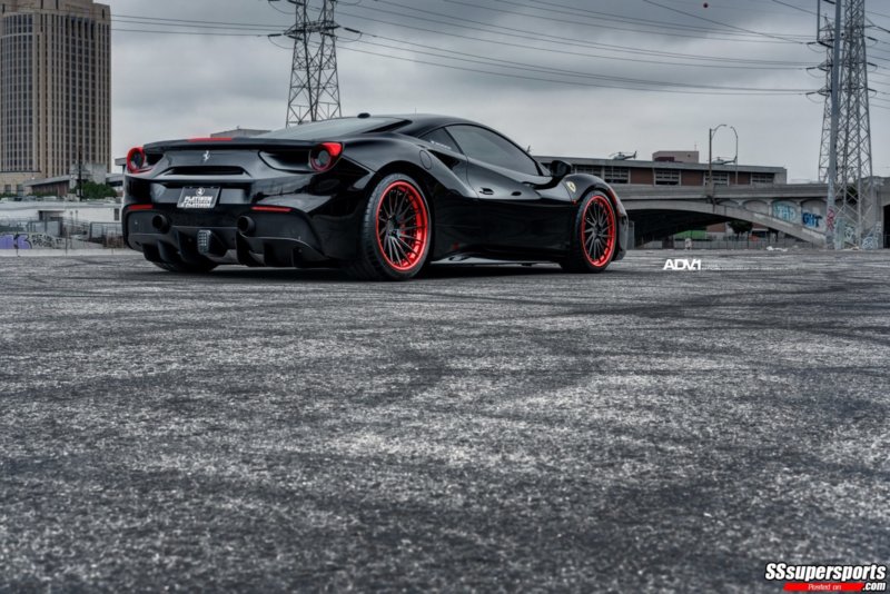 2-nero-ferrari-488-gtb-adv1-wheels-rear-side-view