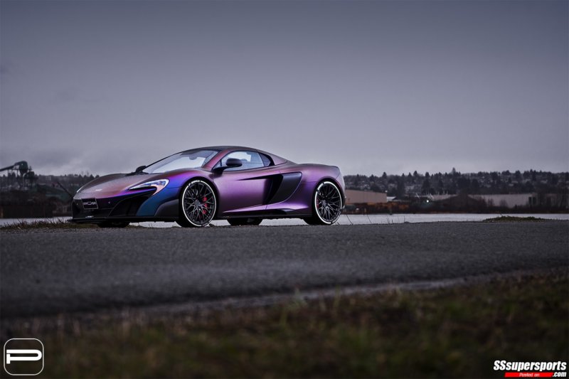 4-chameleon-mclaren-675lt-pur-wheels-front-side-angle