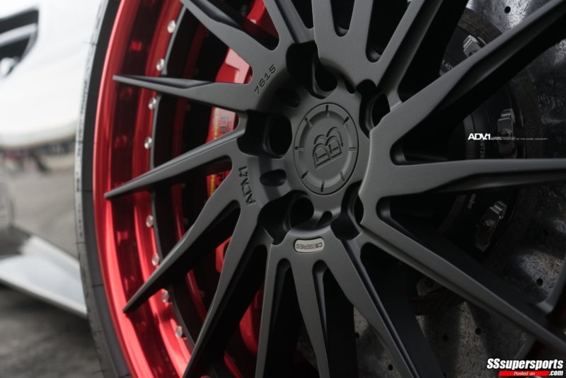 7-nero-ferrari-488-gtb-adv1-wheels-close-up