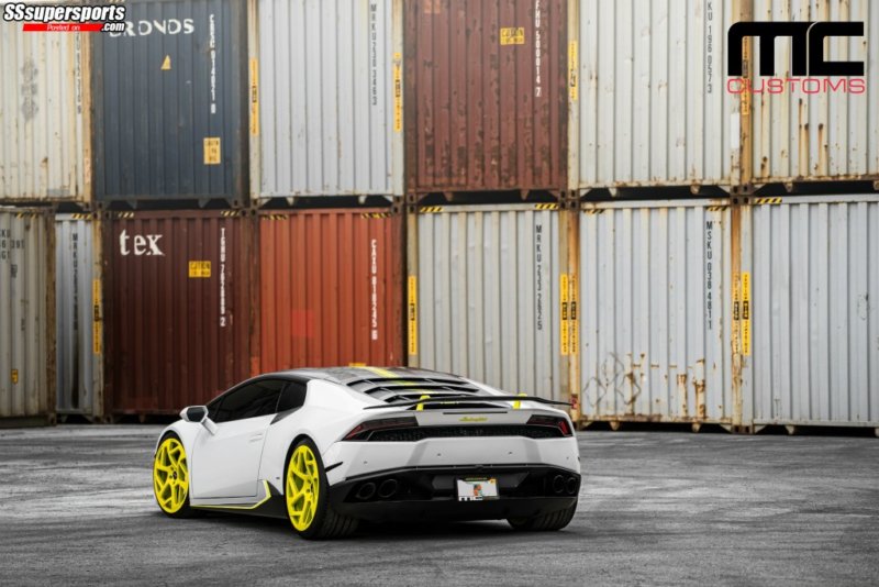 1-white-lamborghini-huracan-vellano-wheels-rear-side-angle