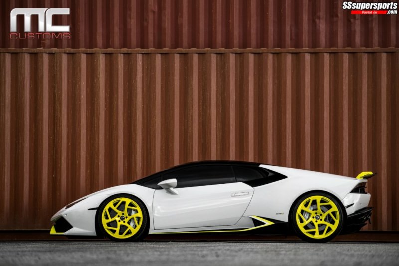 2-white-lamborghini-huracan-vellano-wheels-side-view