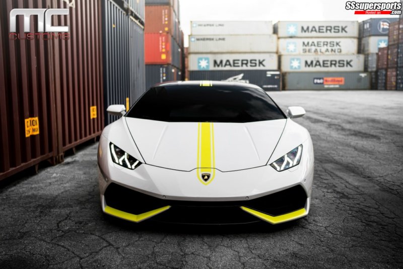 5-white-lamborghini-huracan-vellano-wheels-front-view