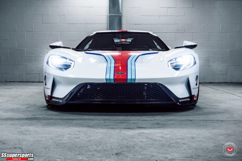 12-martini-racing-ford-gt-on-vossen-wheels