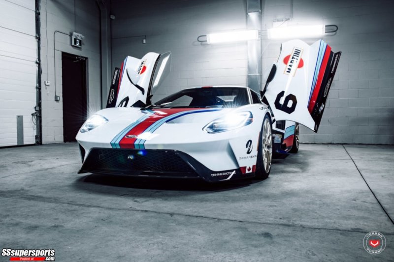 17-martini-racing-ford-gt-on-vossen-wheels