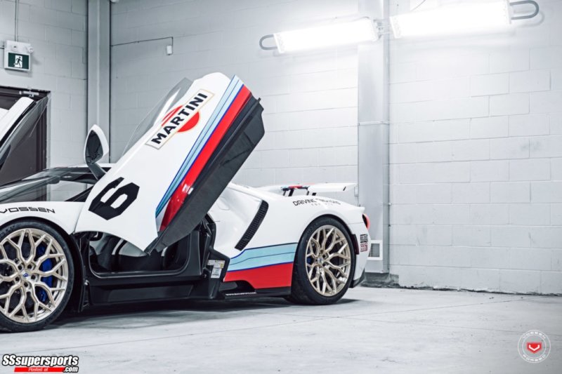 19-martini-racing-ford-gt-on-vossen-wheels