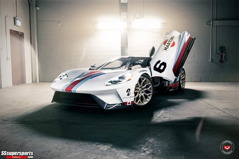 3-martini-racing-ford-gt-on-vossen-wheels