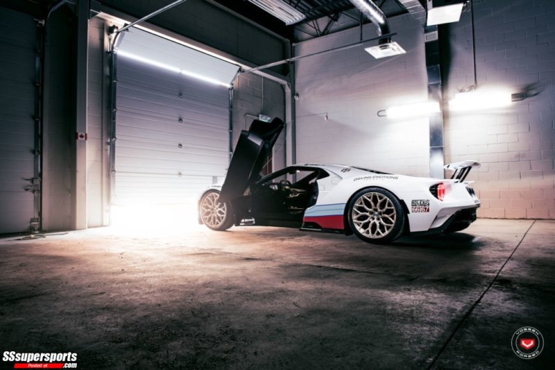 4-martini-racing-ford-gt-on-vossen-wheels