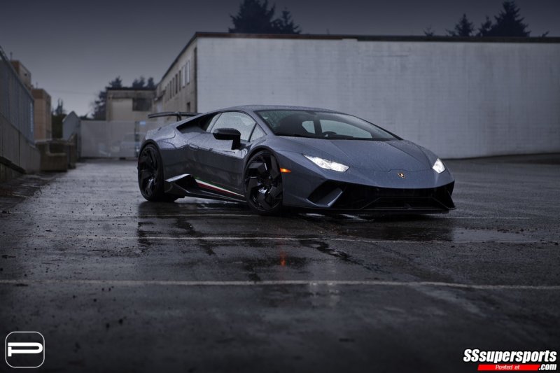 9 grey lamborghini huracan performante on pur wheels 800x533