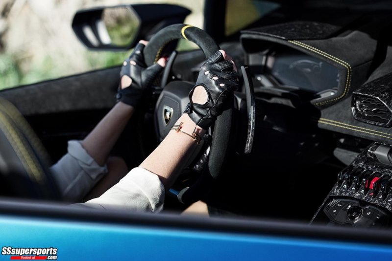 17-2019-lamborghini-huracan-performante-spyder