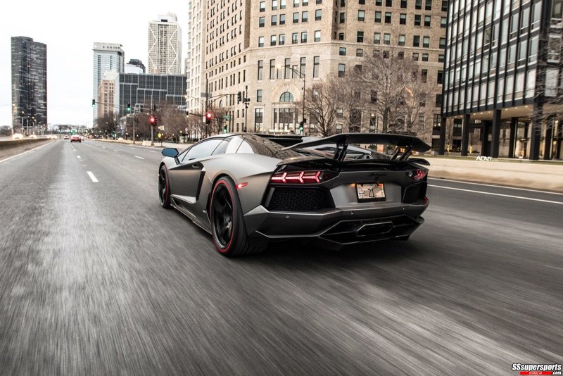 20-frozen-gray-dmc-lamborghini-aventador-roadster-on-adv1-wheels-riding