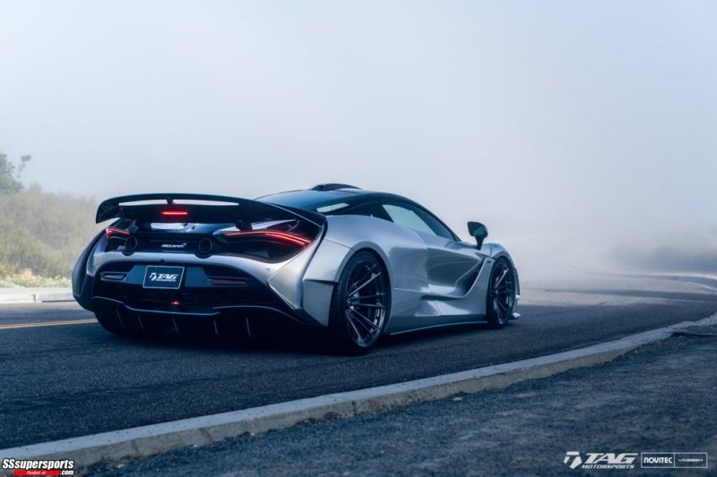 33-mclaren-720s-n-largo-on-vossen-wheels-rear-side-view-on-the-road