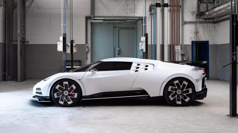 9-2020-1600hp-bugatti-centodieci-eb110-tribute