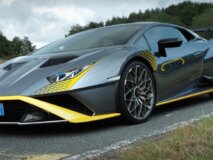 The end of V10? Lamborghini Huracan STO review author thumbnail